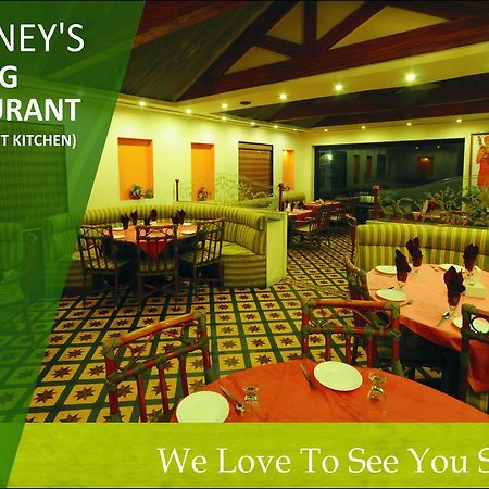 Hotel Grape City Nashik Esterno foto