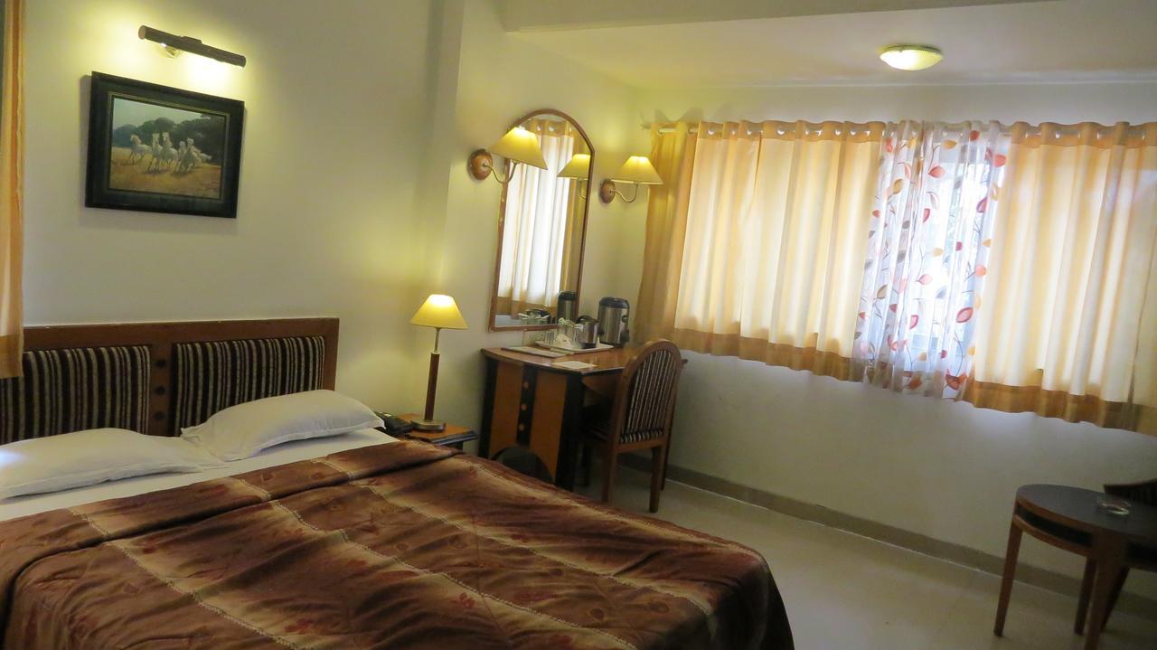 Hotel Grape City Nashik Esterno foto